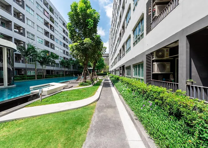 Apartment Elio Sukhumvit 64 *