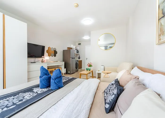 Elio Sukhumvit 64 Apartment *